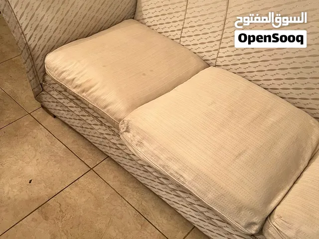 كنب للبيع مستعمل  و سفره للبيع