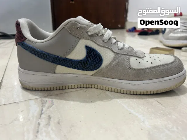 Limited edition Nike Air Force 1 Low x Undefeated 5 On It - Size 45