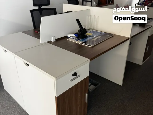 طاولات مكتبية العدد 2