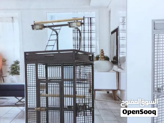 للبيع قفص كبير جاهز