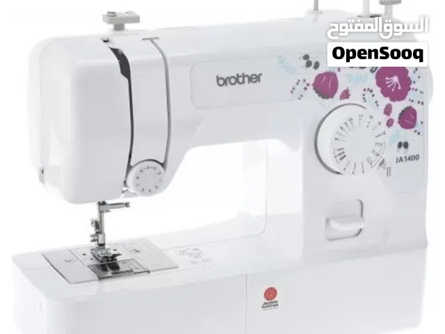 براذر ماكينة الخياطة 14 قطبة مضمّنة عراوي ذات 4 خطوات JA1400
