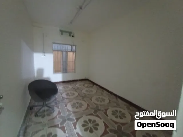 بيت طابقين للايجار في البراضعية يؤجر للعوائل الصغيرة و المتزوجين حديثا فقط موقع سكني جيد
