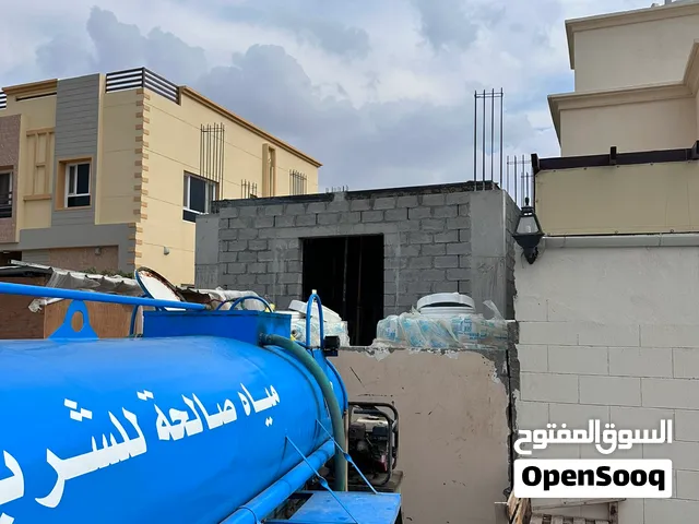 تنكر ، صهريج مياه ،  Water tanker ( نوفر مياه صالحه للشرب) في ( الموالح- الحيل- الخوض- الرسيل)