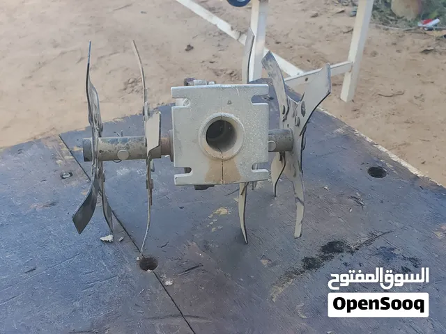 رأس عزاقة زراعية بحالة ممتازة