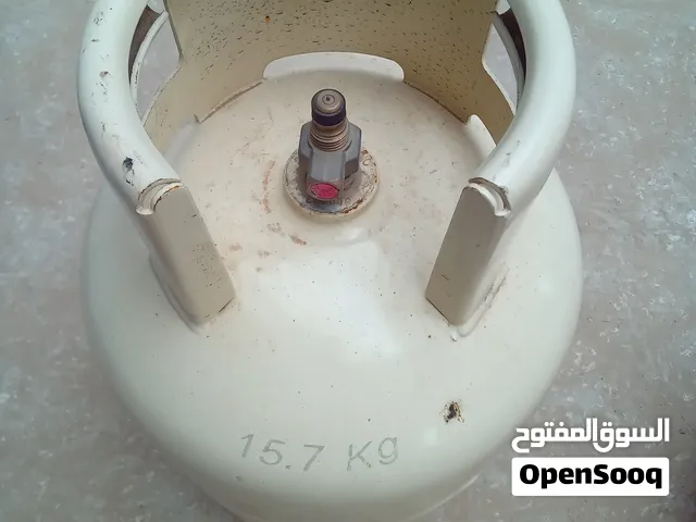 اسطوانة غاز جديدة كيف استلمتها 12/9/2926  بى 500 دينار و فيه خدمة توصيل