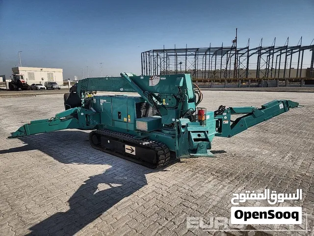 meada 305 crane 2011