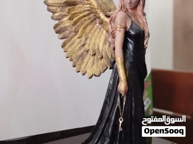 Haniel Koruyucu Melek Heykeli – El Boyaması Gold Detaylı Dekoratif Polyester Heykel 45 cm