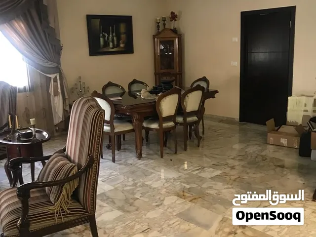 شقة برسم البيع بئر حسن شارع السفارات حي راقي وهاديء