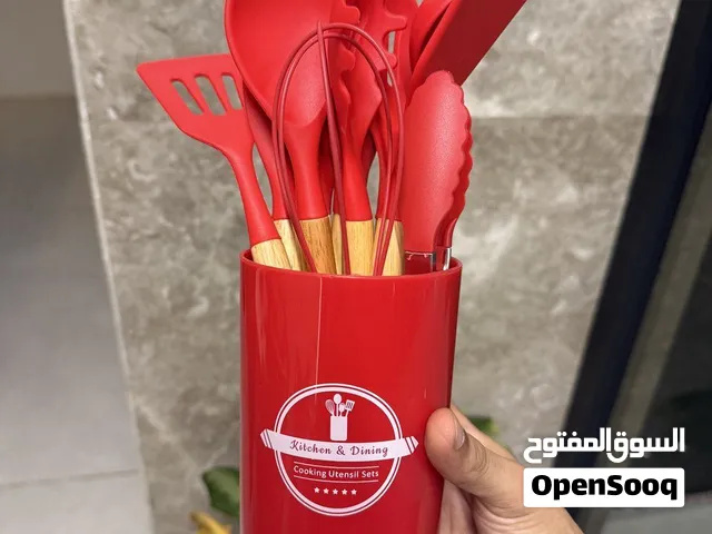 خلي مخطبج انيق وارتب  سيت كامل متكمل متكون من سليكون مادة قوية