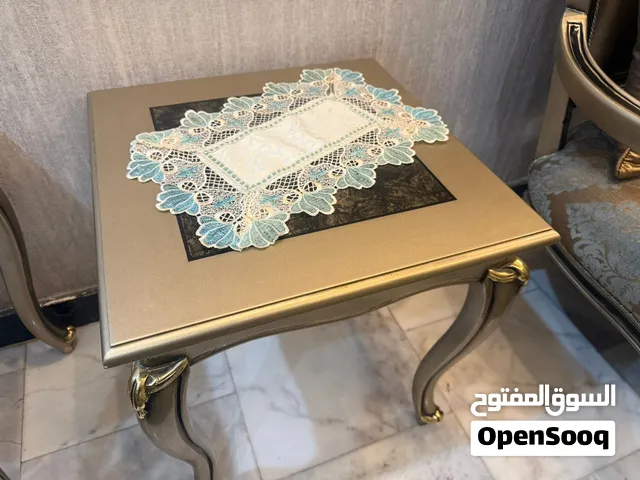 قنفة ثلاث أشخاص 2 قنفة فردي 4 طاولة طعام+6كراسي طبلات صغيرة 4