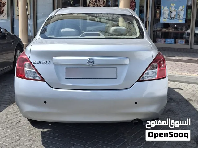 nisan sunny 2012 model