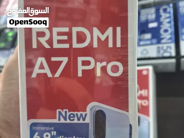 هاتف Xiaomi Redmi A7 Pro داخل علبته التجارية، وهو هاتف اقتصادي مميز من شاومي. بسعة 128 جيجابايت