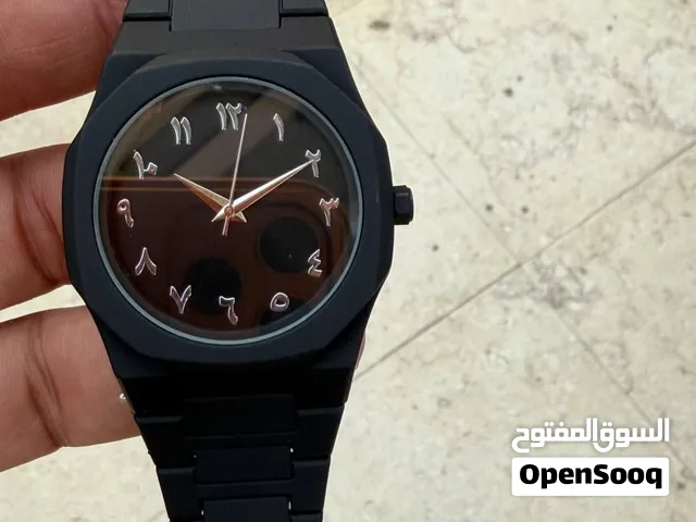 ساعه كربون لون اسود