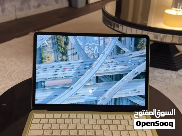 ماك بوك نيو للبيع