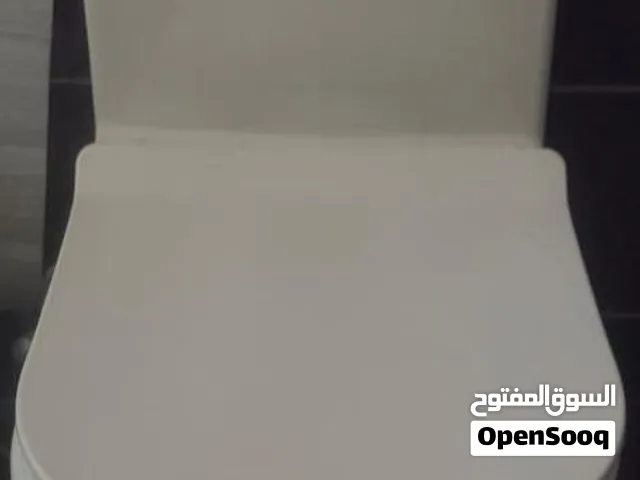 مرحاض للبيع