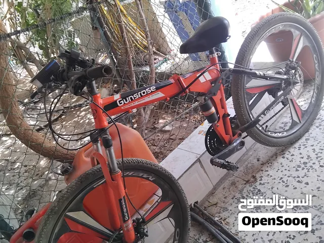 سيكل احمر قير للبيع!