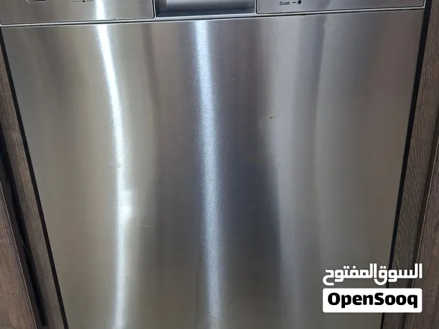 غسالة صحون جلاية دايو في حاله ممتازه ثلث رشاشات لون سلفر