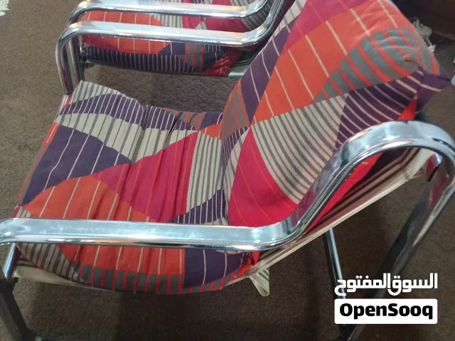 كراسي حديد