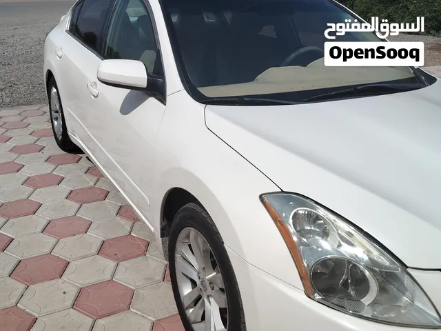 Nissan Altima 2011