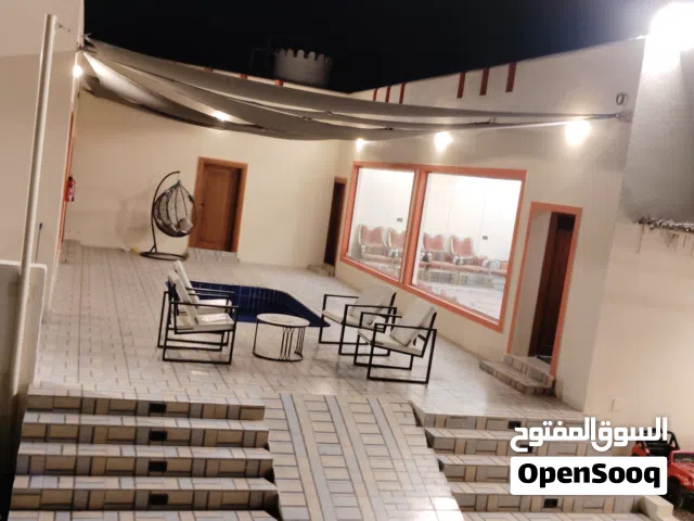 استراحة  للبيع في بركاء ( الدهس )  فيها ترخيص السياحه