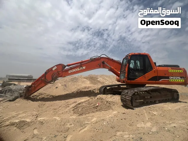 حفار دوسان 20 طن