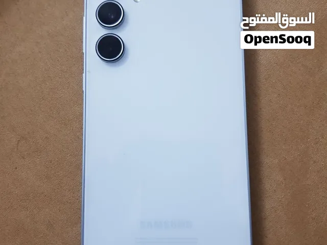 السعر 250$ Samsung A55 5G 8/256