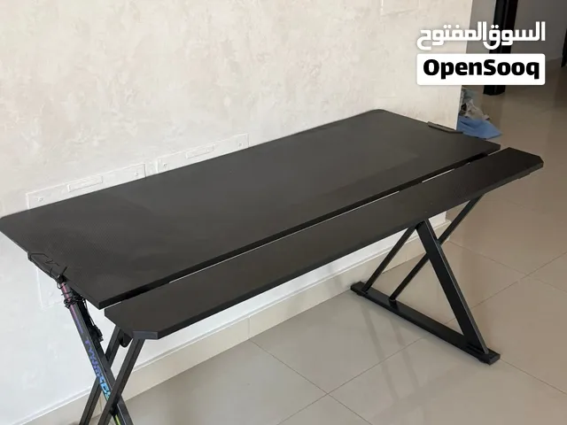 طاوله قيمنق كاربون فايبر اصلي من شركه تويستد ميندس
