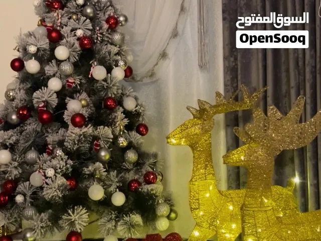 شجره كرسمس مع غزلان حجم كبير عدد 2 مع هدايه 3