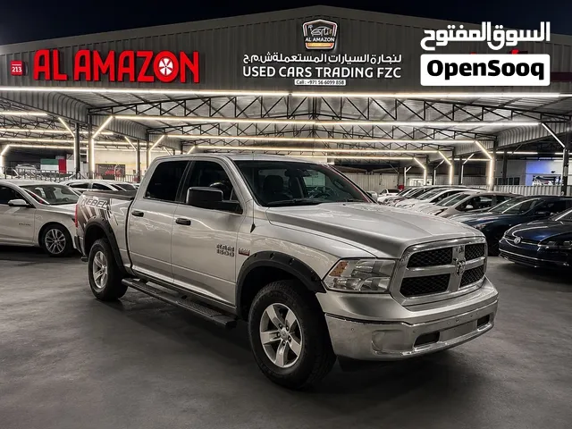 Dodge Ram rebel crew cap 2017 4*4 Hemi 1500 V8 5.7L with 4 full doors