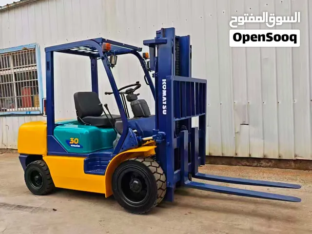رافعة شوكية كوماتسو سعة 3 أطنان موديل 2020