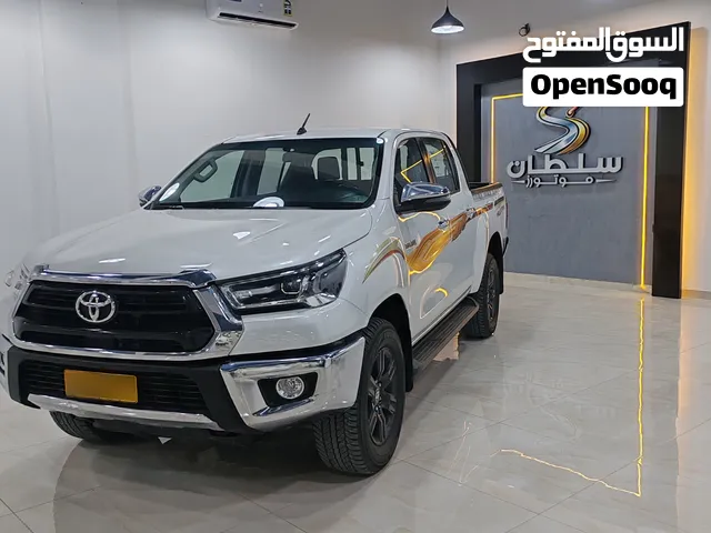 Used Toyota Hilux in Al Batinah
