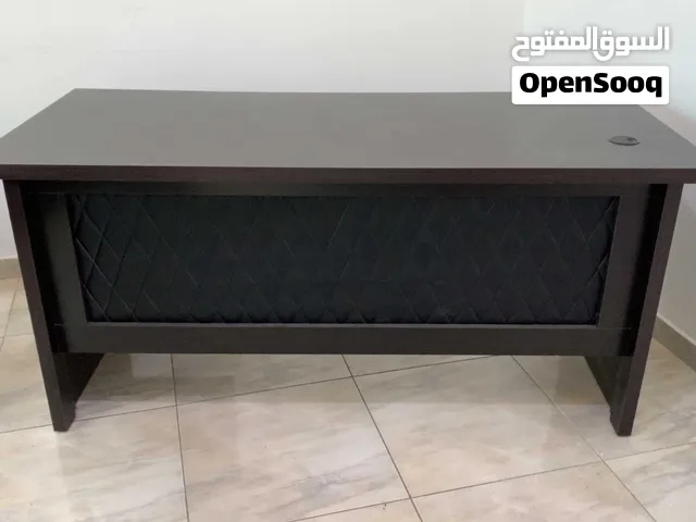 مكتب إداري خشب مع 3 أدراج للبيع