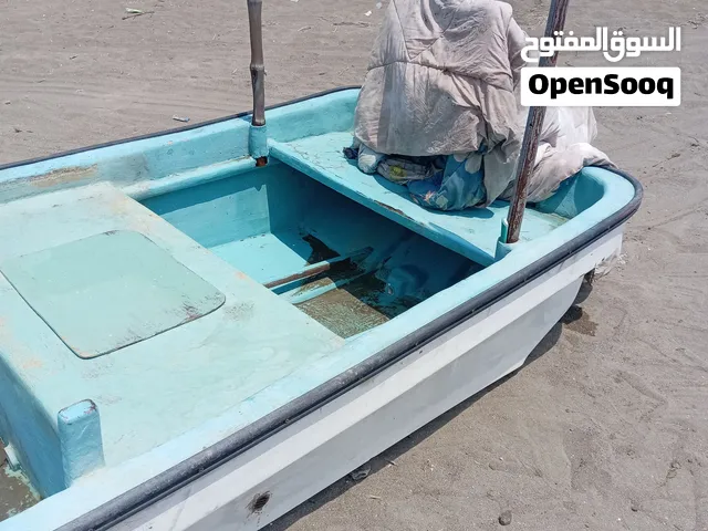 قارب مستعمل للبيع بحالة جيدة مع مواصفات مميزة