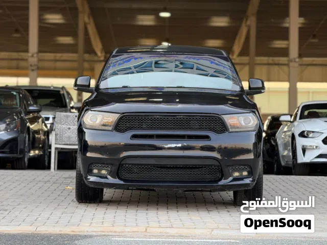 دودج دورنجو موديل2019 مواصفات أمريكية فئة GT  V6  سبع مقاعد فل اوبشن بدون بانوراما بحالة ممتازة