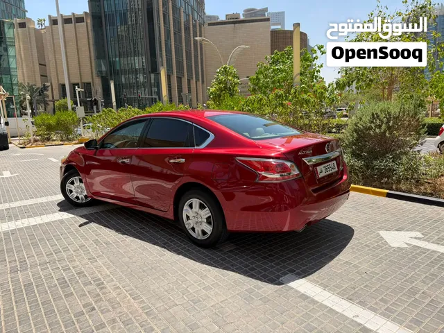 نيسان التيما