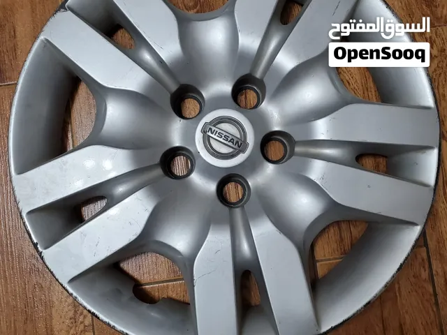 Nissan orignal 16 inch 4nos wheel caps for sell.