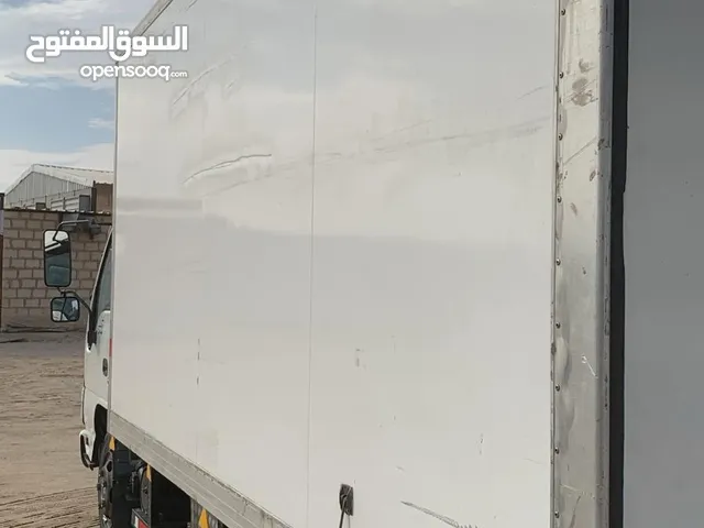 إيجار سياره هاف لوري للايجار في الكويت مع سائق وبدون سايق