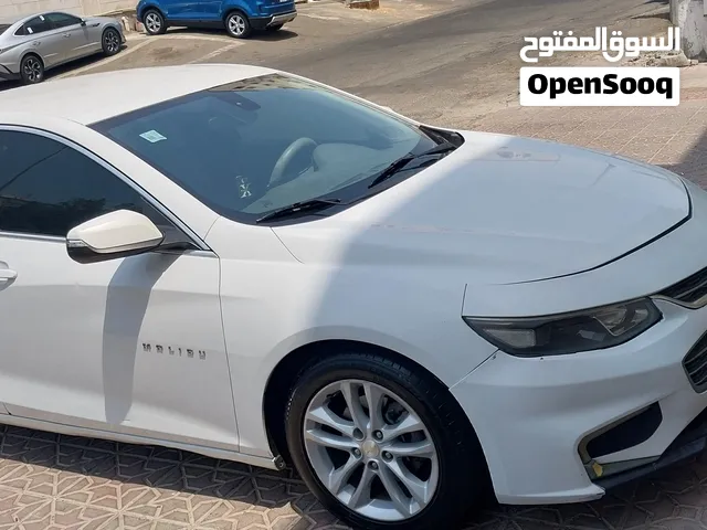 Chevrolet Malibu 2017 White