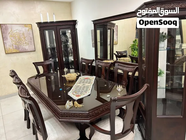تألق بيتك يبدأ من غرفة السفره  وفرنالك غرفة سفره فخمه جدآ تتكون من 4قطع