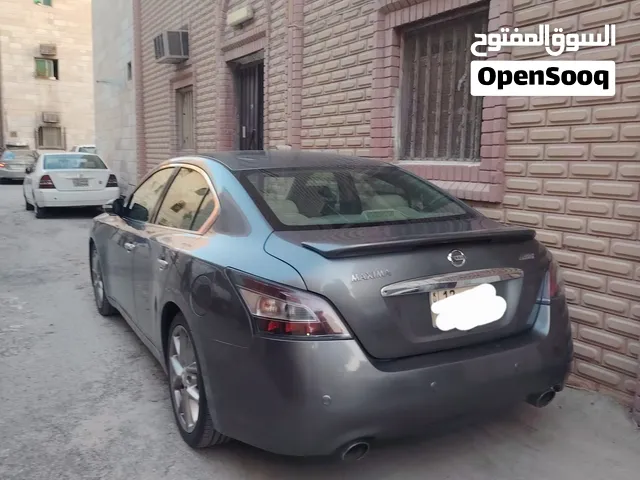 nissan maxima 2014