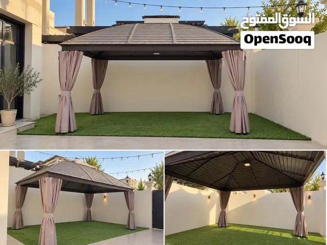 مظلة شبه جديدة من داون لوب