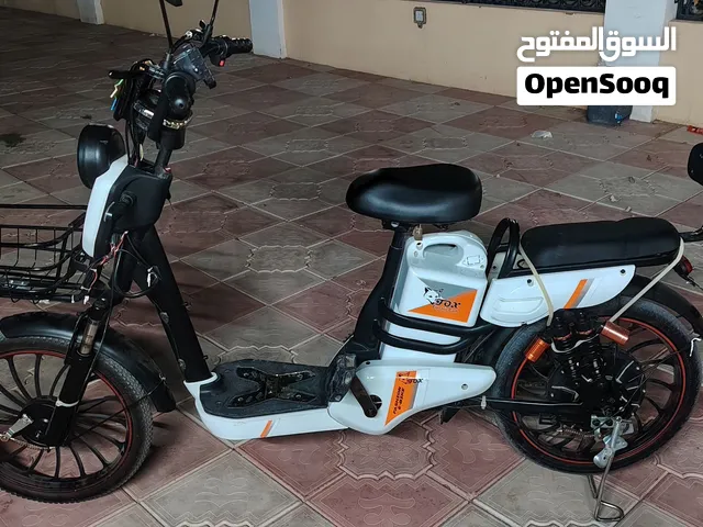 سكوتر كهربائي Fox E-Bike موديل 2022 بحالة ممتازة (شبه جديد)ومعه مكافأة هاتف من شركه هواوي