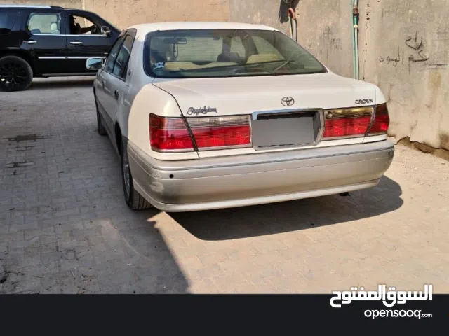 Used Toyota Crown in Basra