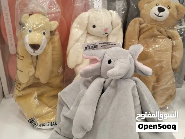 تنزيلات كبرى على كل القطع في المحل 75%