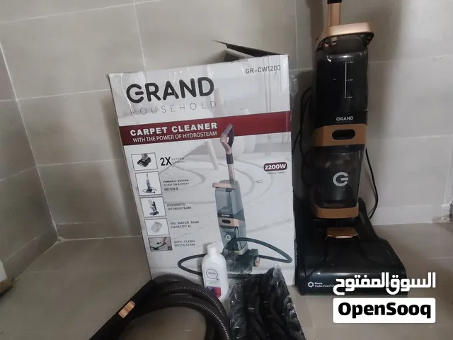 مكنسة جديد استخدام اسبوع مع جميع ملحقاتها عملية جدا ممتازة مع ظمان فاتورة