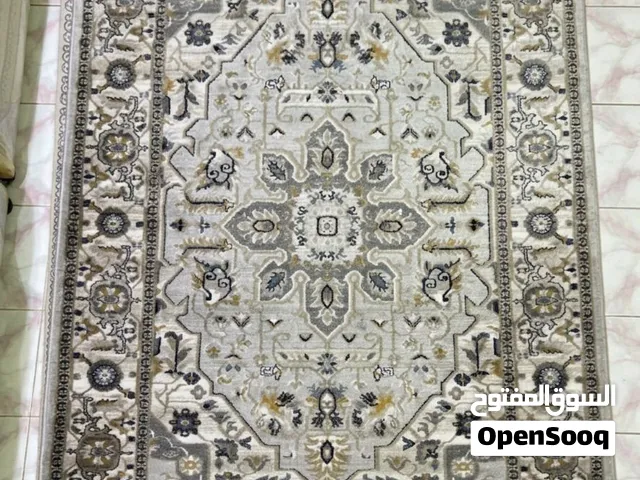سجاد تركي بحالة ممتازة