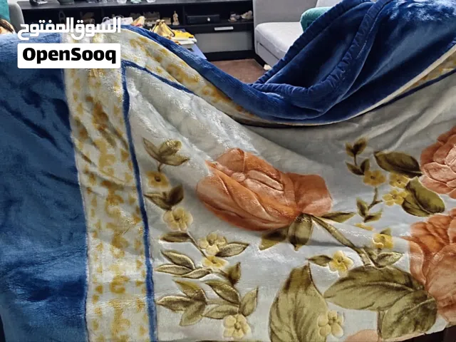 بطانيه فرو نفرين ممتازه درجه اولى ثخينه  و عريضه جدا