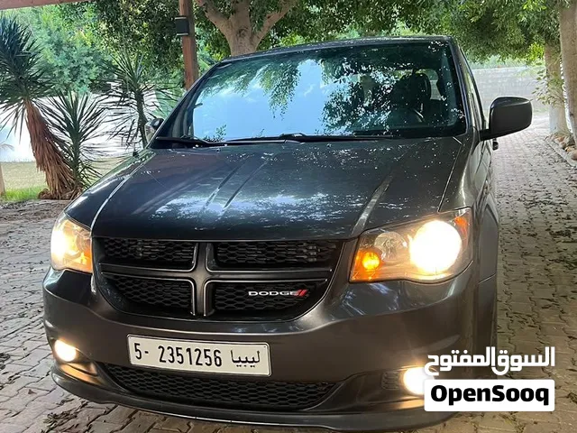 دودج كرنفال موديل 2019