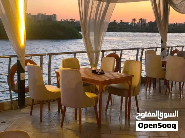 مطعم وكافيه للبيع – صف أول على النيل داخل فندق Intercontinental دخل شهري مضمون 160,000استثمار آمن