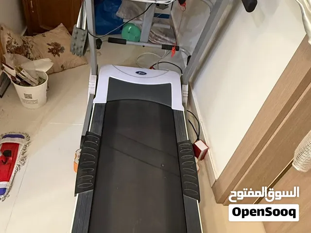 جهاز جري مستعمل كلش قليل جبلي نضامه حلو نضيف بس جنت تاركه لا صار بيه نزلاق